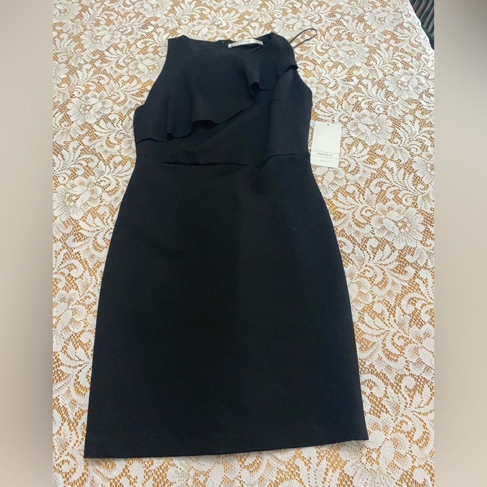TRAFALUC ZARA black sleeveless dress womens medium size Medium NWT